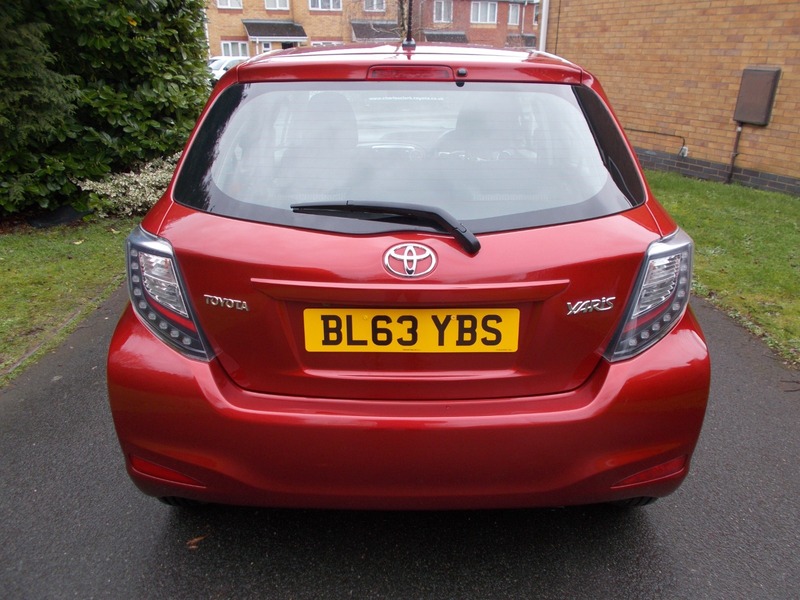 Used Toyota Yaris 2014 for sale - 77342391: Photo 7