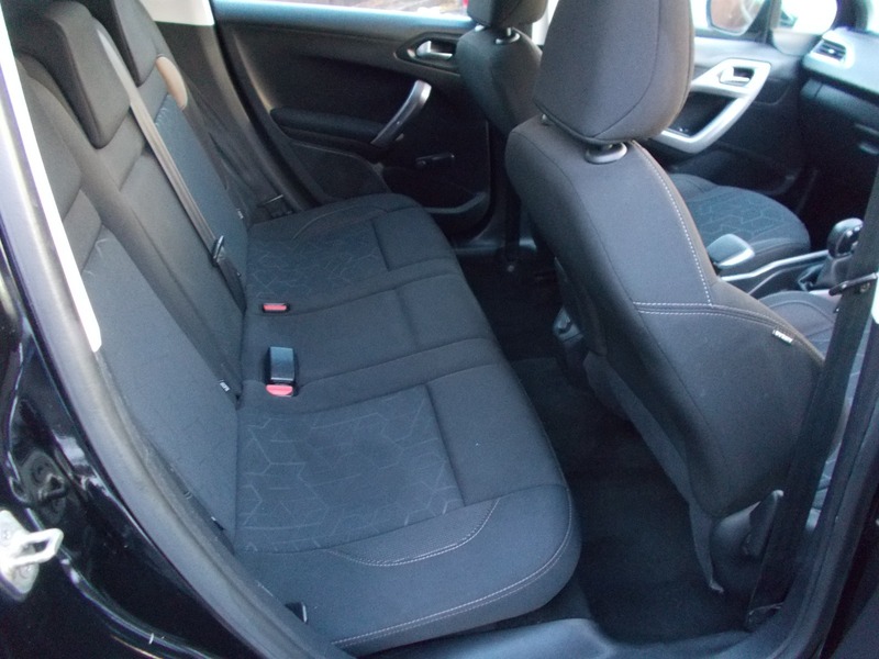 Used Peugeot 2008 2015 for sale - 77096819: Photo 10