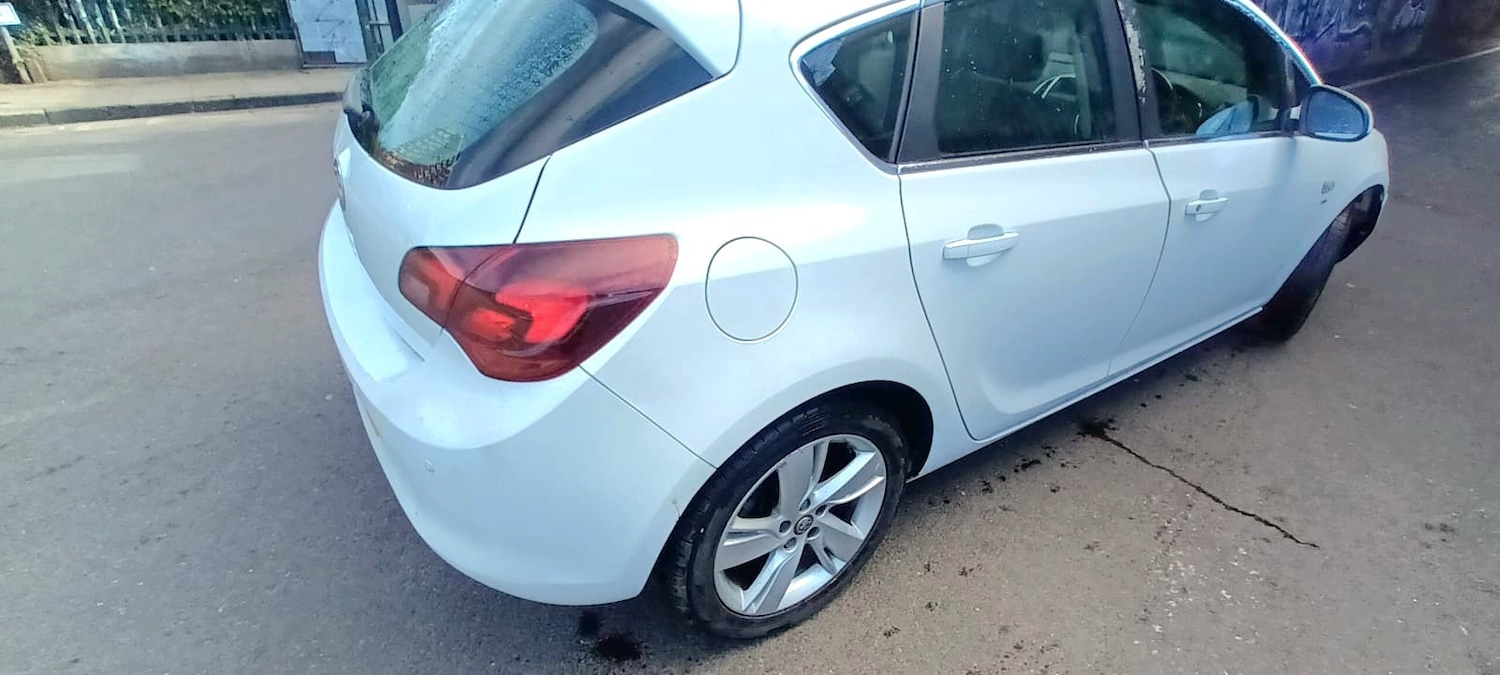 Used Vauxhall Astra 2014 for sale - 78199451: Photo 18