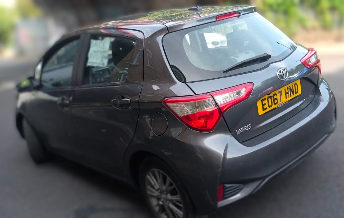 Used Toyota Yaris 2017 for sale - 76964310: Photo 3