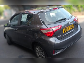 Used Toyota Yaris 2017 for sale - 77054214: Photo