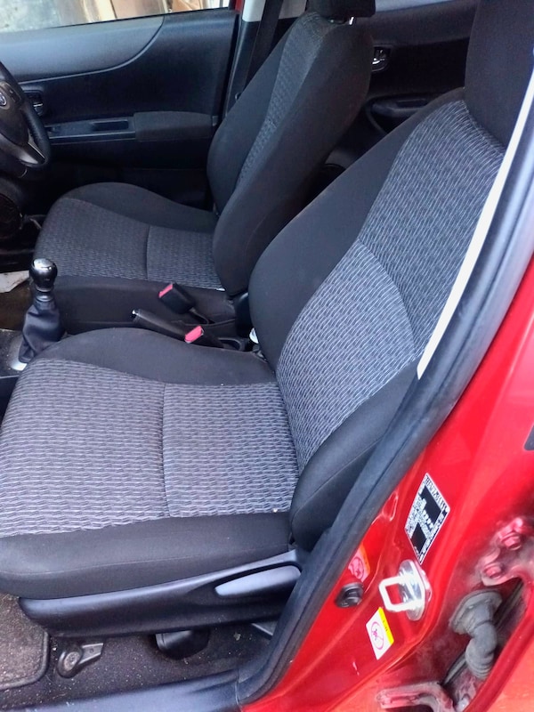 Used Toyota Yaris 2013 for sale - 76294422: Photo 10