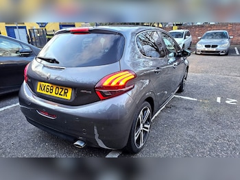 Used Peugeot 208 2018 for sale - 78137381: Photo