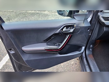 Used Peugeot 208 2018 for sale - 78137381: Photo
