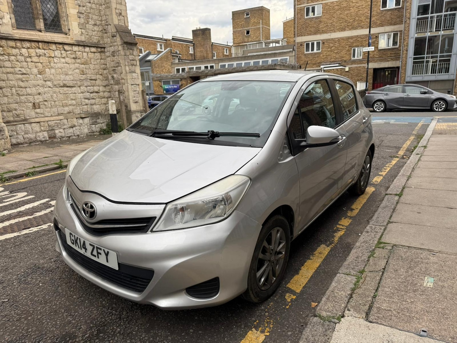 Used Toyota Yaris 2014 for sale - 76644531: Photo 7