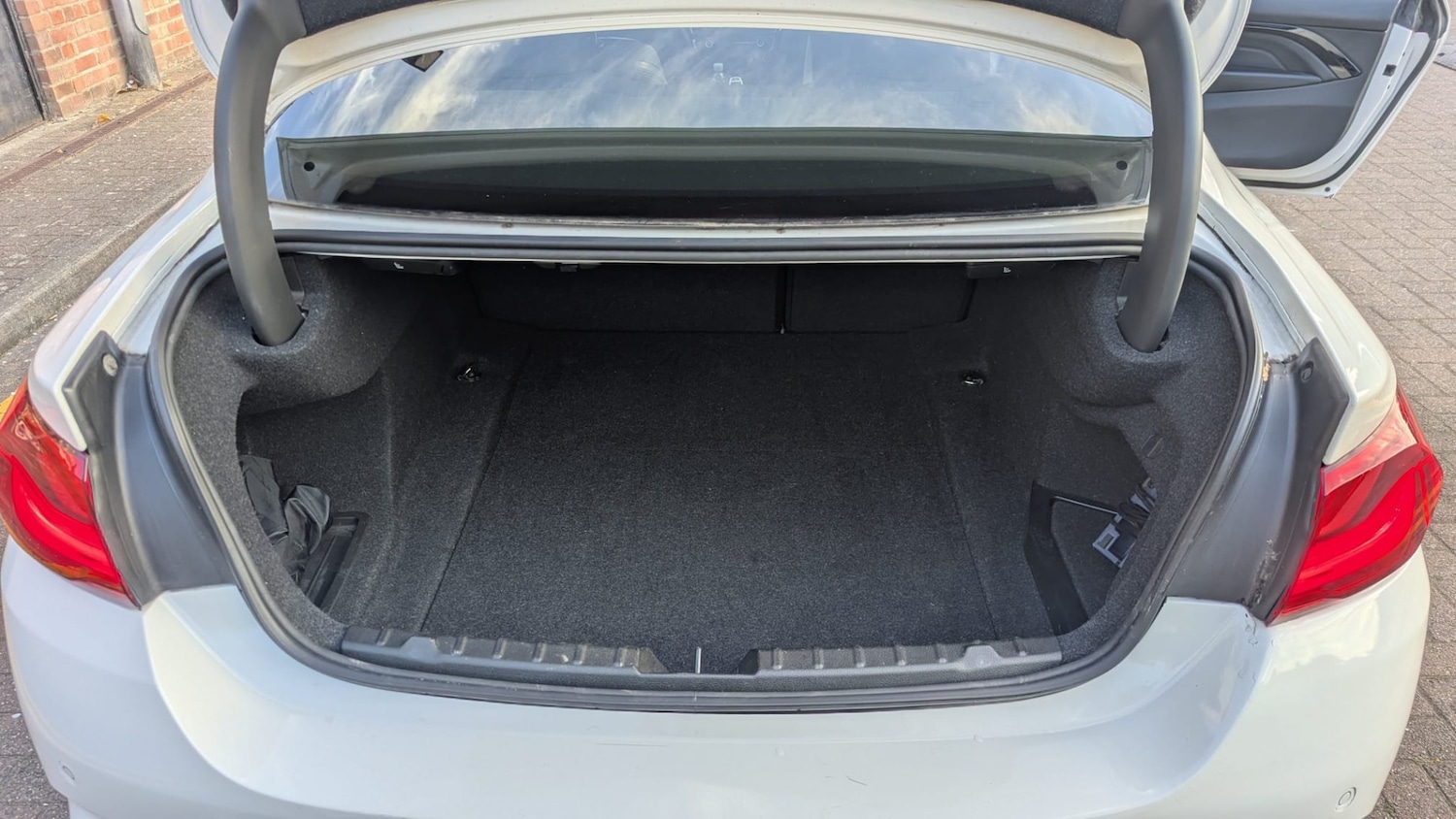 Used BMW 4 Series 2017 for sale - 76667852: Photo 7