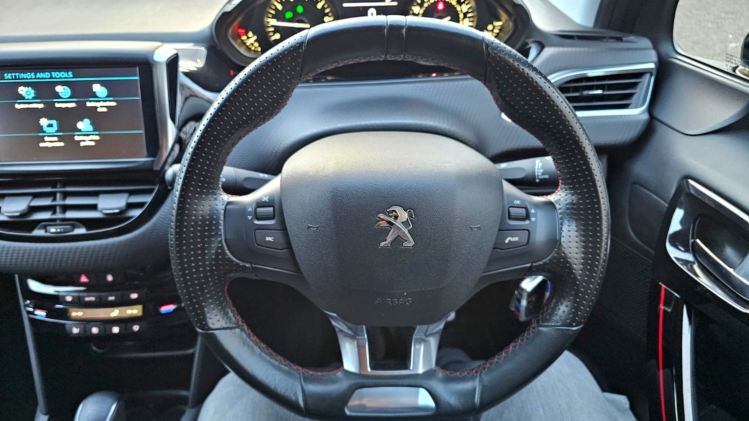 Used Peugeot 208 2018 for sale - 78156475: Photo 3