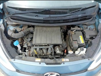 Used Hyundai i10 2015 for sale - 79131690: Photo