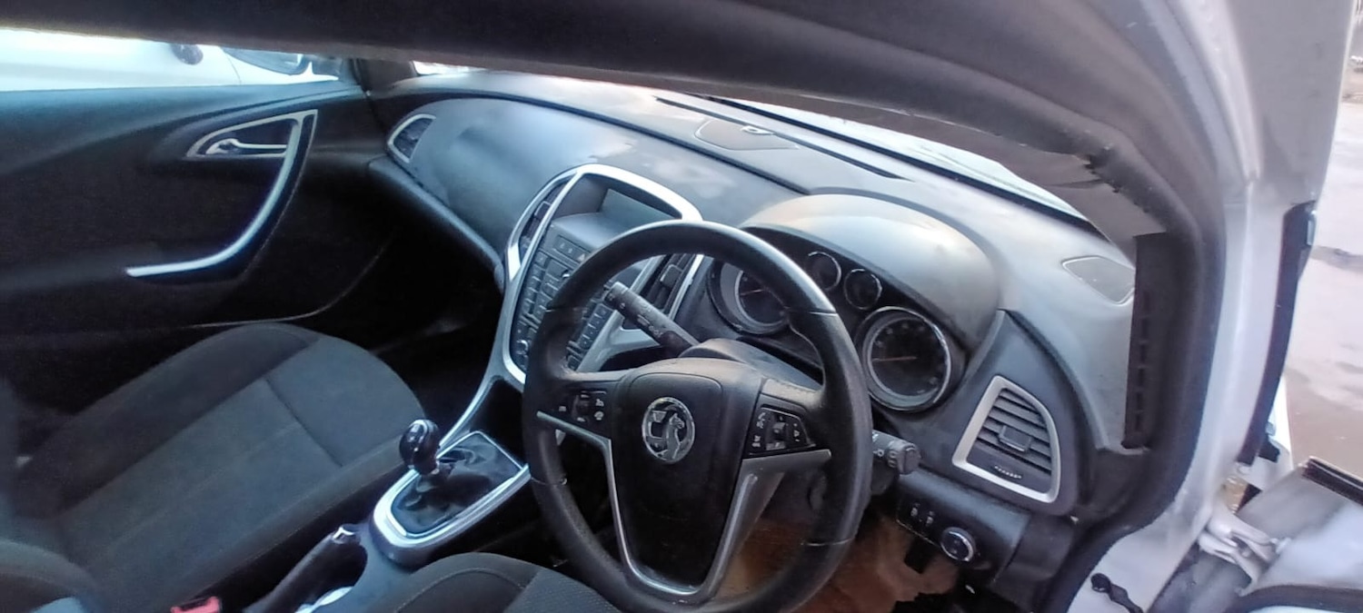 Used Vauxhall Astra 2014 for sale - 78060377: Photo 14