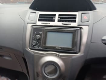 Used Toyota Yaris 2011 for sale - 78463426: Photo