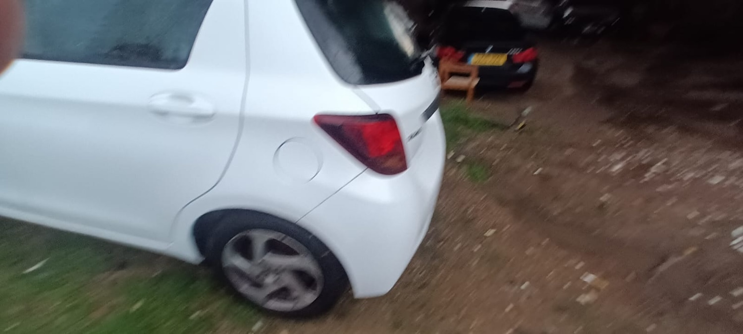 Used Toyota Yaris 2015 for sale - 76548141: Photo 6