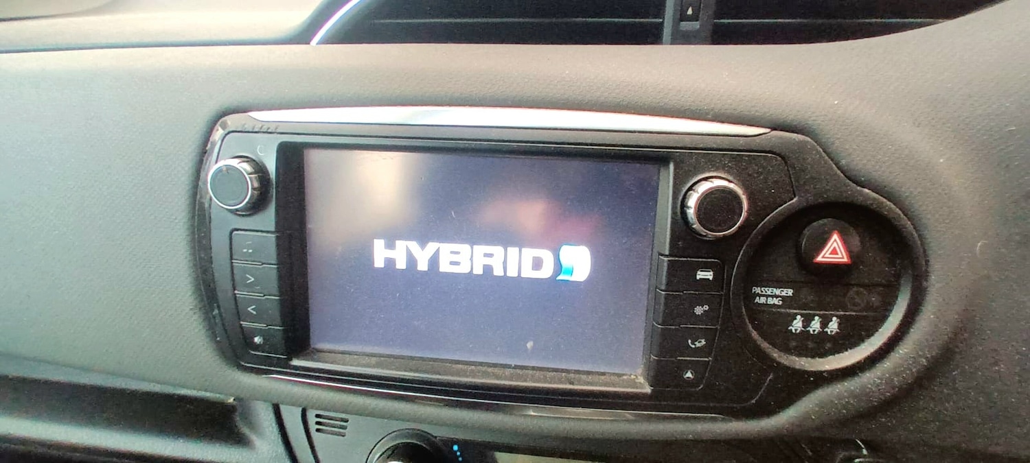 Used Toyota Yaris 2015 for sale - 76644536: Photo 8