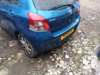 Used Toyota Yaris 2011 for sale - 74772071: Photo