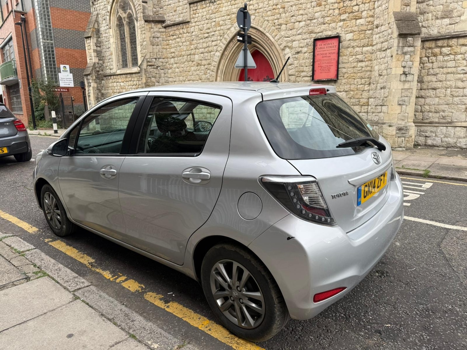 Used Toyota Yaris 2014 for sale - 76455720: Photo 3