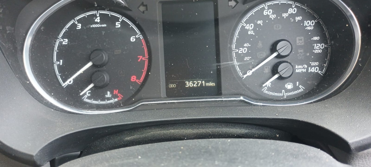 Used Toyota Yaris 2017 for sale - 76190580: Photo 7