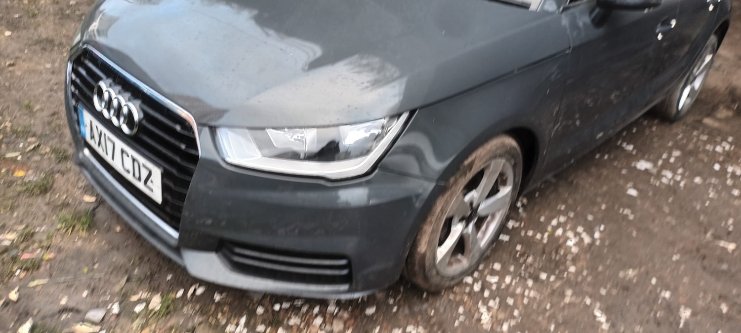 Used Audi A1 2017 for sale - 77470755: Photo 2