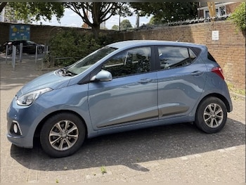 Used Hyundai i10 2015 for sale - 79389456: Photo
