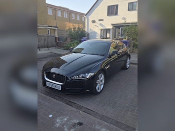 Used Jaguar XE 2015 for sale - 79547240: Photo