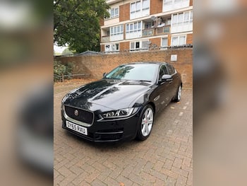 Used Jaguar XE 2015 for sale - 79875470: Photo