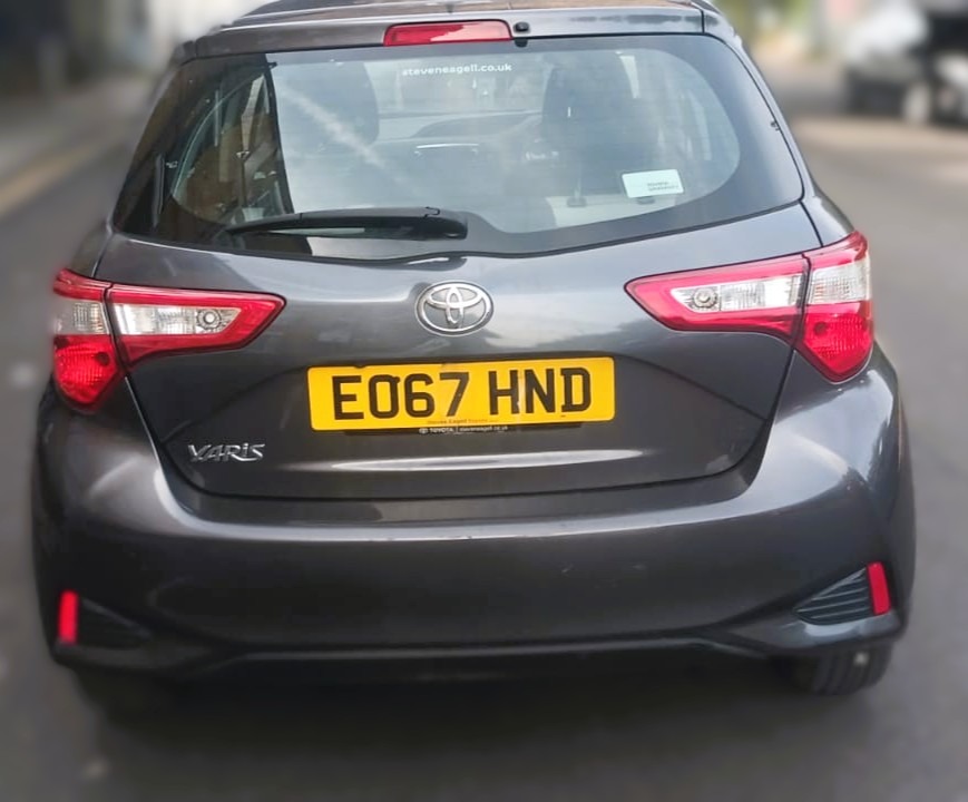 Used Toyota Yaris 2017 for sale - 76927492: Photo 2