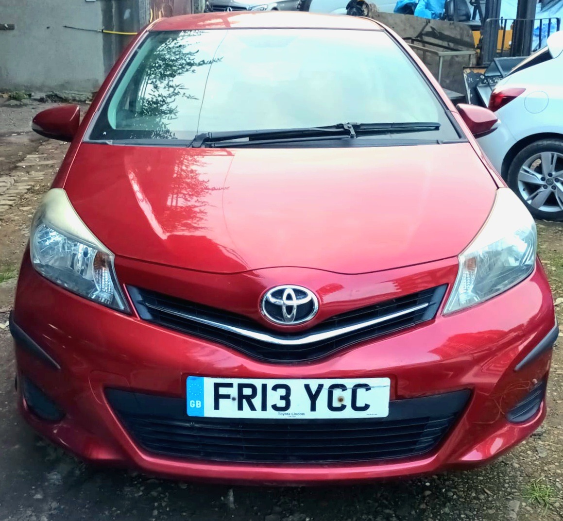 Used Toyota Yaris 2013 for sale - 76643848: Photo 1