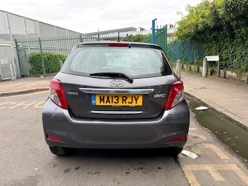 Used Toyota Yaris 2013 for sale - 78493247: Photo