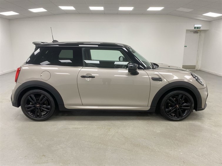 Used MINI Hatch 2021 for sale - 77770481: Photo 5