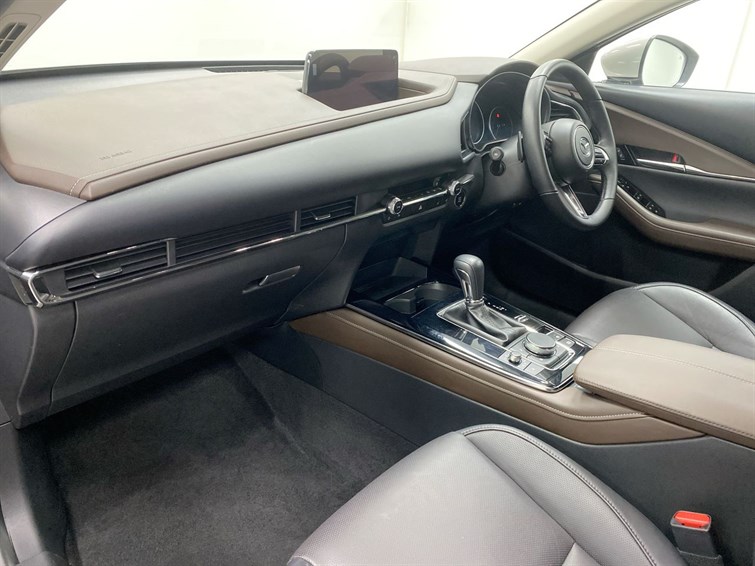 Used Mazda CX-30 2025 for sale - 77210500: Photo 2