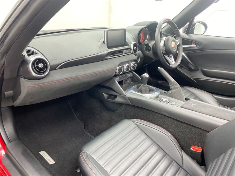 Used Abarth 124 Spider 2018 for sale - 77210490: Photo 2