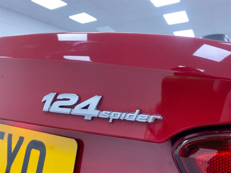 Used Abarth 124 Spider 2018 for sale - 77210490: Photo 28