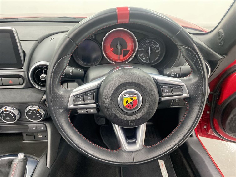 Used Abarth 124 Spider 2018 for sale - 77210490: Photo 43