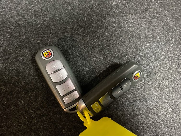 Used Abarth 124 Spider 2018 for sale - 77210490: Photo 55