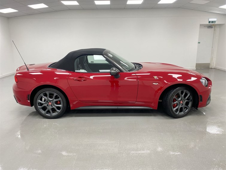 Used Abarth 124 Spider 2018 for sale - 77210490: Photo 61