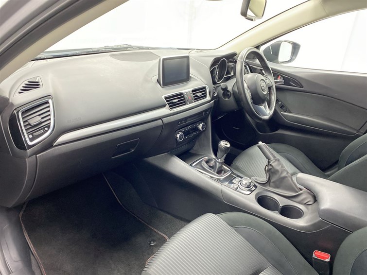 Used Mazda Mazda3 2015 for sale - 77457326: Photo 2