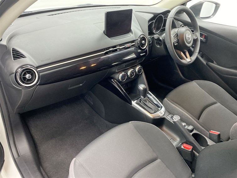 Used Mazda Mazda2 2024 for sale - 77210471: Photo 2