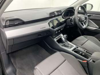 Used Audi Q3 2023 for sale - 74535515: Photo