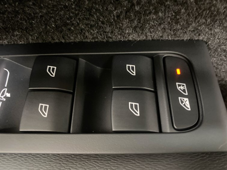 Used Volvo XC40 2024 for sale - 77210476: Photo 34