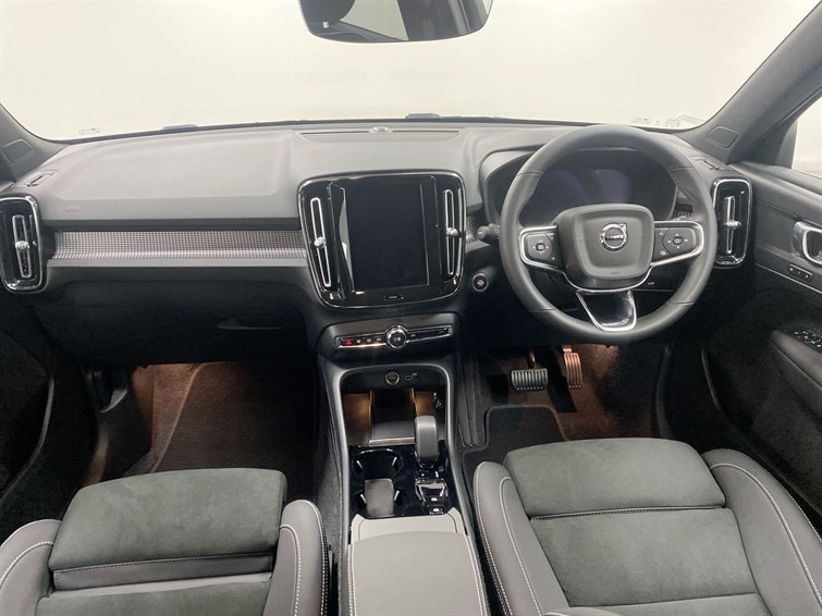 Used Volvo XC40 2024 for sale - 77210476: Photo 4