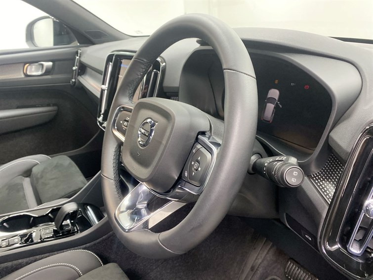 Used Volvo XC40 2024 for sale - 77210476: Photo 43