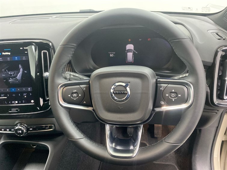 Used Volvo XC40 2024 for sale - 77210476: Photo 44