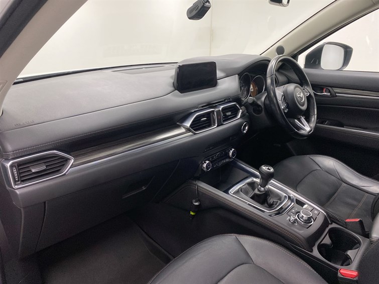 Used Mazda CX-5 2018 for sale - 78081362: Photo 2