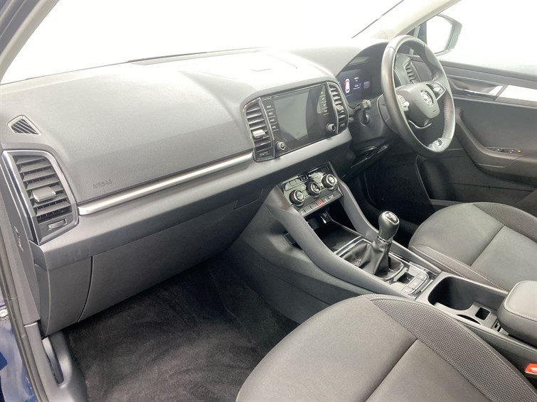 Used Skoda Karoq 2023 for sale - 77613671: Photo 2