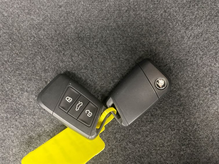 Used Skoda Karoq 2023 for sale - 77613671: Photo 55