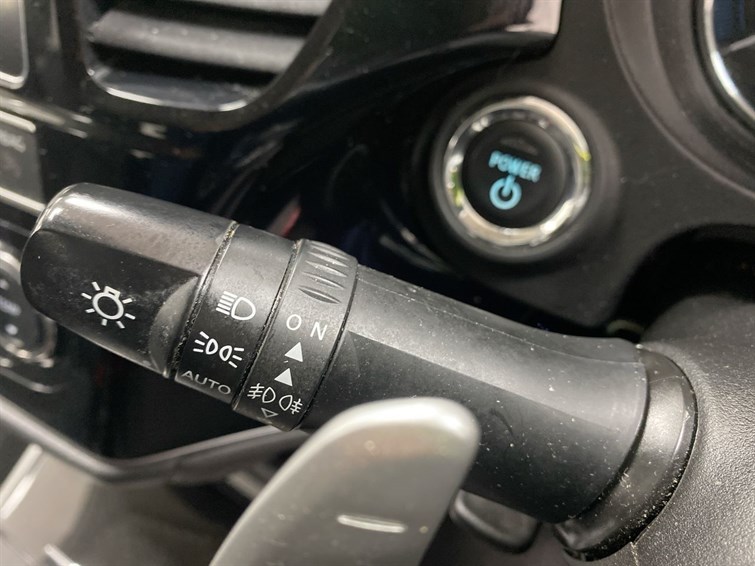 Used Mitsubishi Outlander 2019 for sale - 77210463: Photo 39