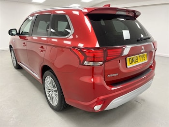 Used Mitsubishi Outlander 2019 for sale - 77210463: Photo