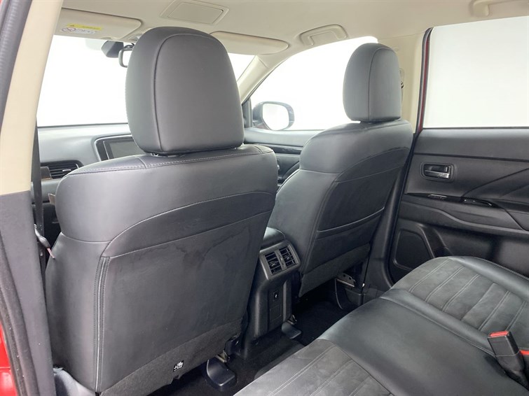 Used Mitsubishi Outlander 2019 for sale - 77210463: Photo 61