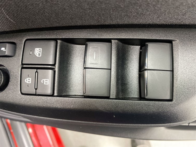 Used Mazda Mazda2 HYBRID 2025 for sale - 77210459: Photo 34