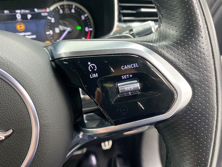 Used Jaguar F-Pace 2022 for sale - 77210449: Photo 40