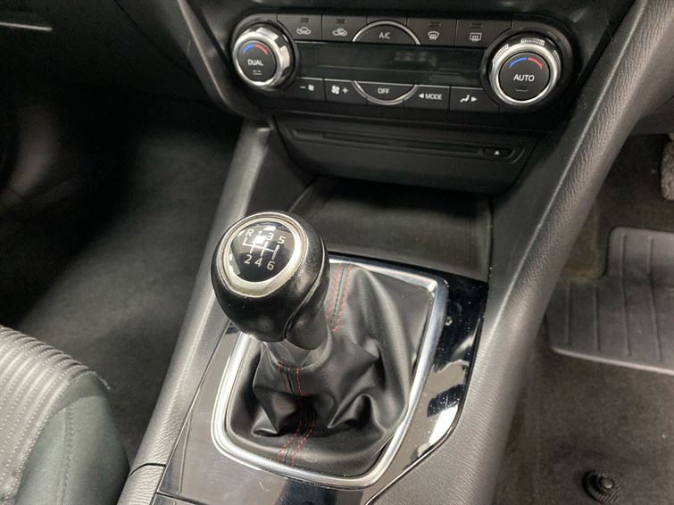 Used Mazda Mazda3 2014 for sale - 77268787: Photo 48