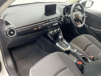 Used Mazda Mazda2 2024 for sale - 74702060: Photo